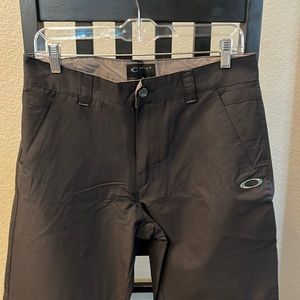 Mens Oakley pants.  32/30